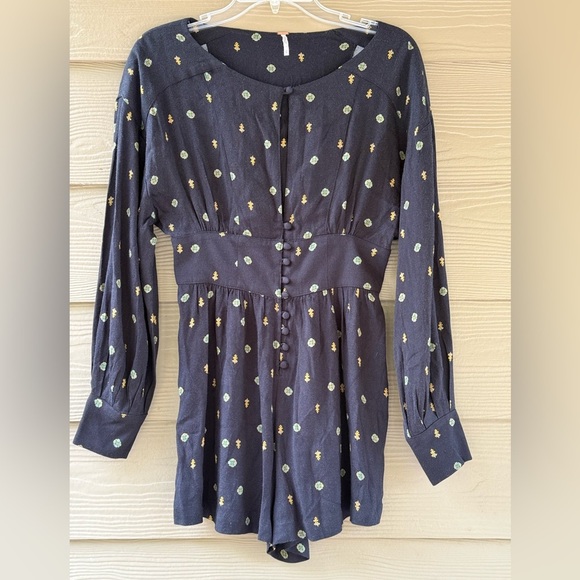 Free People Black and Gold Patterned Romper Size XS - Picture 8 of 15
